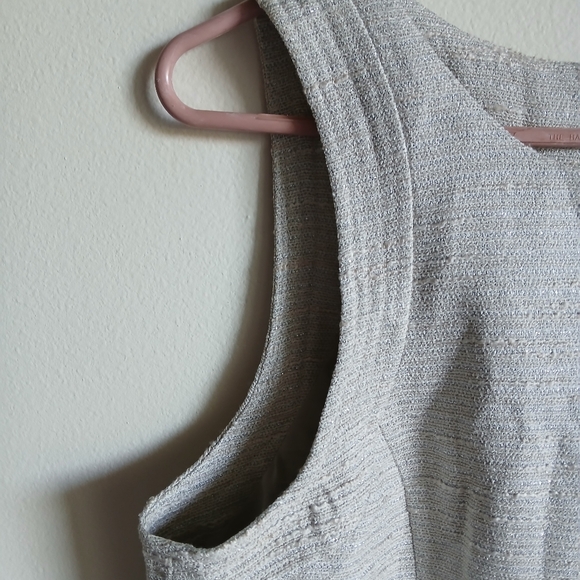 NWT Banana Republic Beige Peplum Top Size 14 Sleeveless - Picture 4 of 10